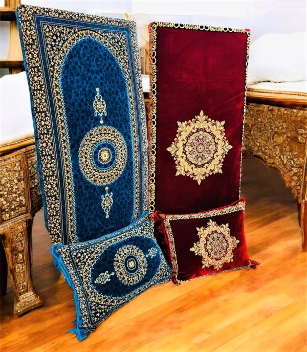 Turkish mattress and pillows with carpet - Image 2